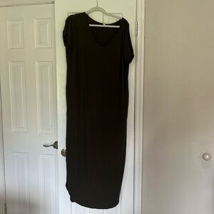 Hunter green maternity dress